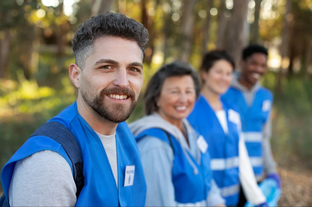 How to Manage Volunteers: 5 Essentials