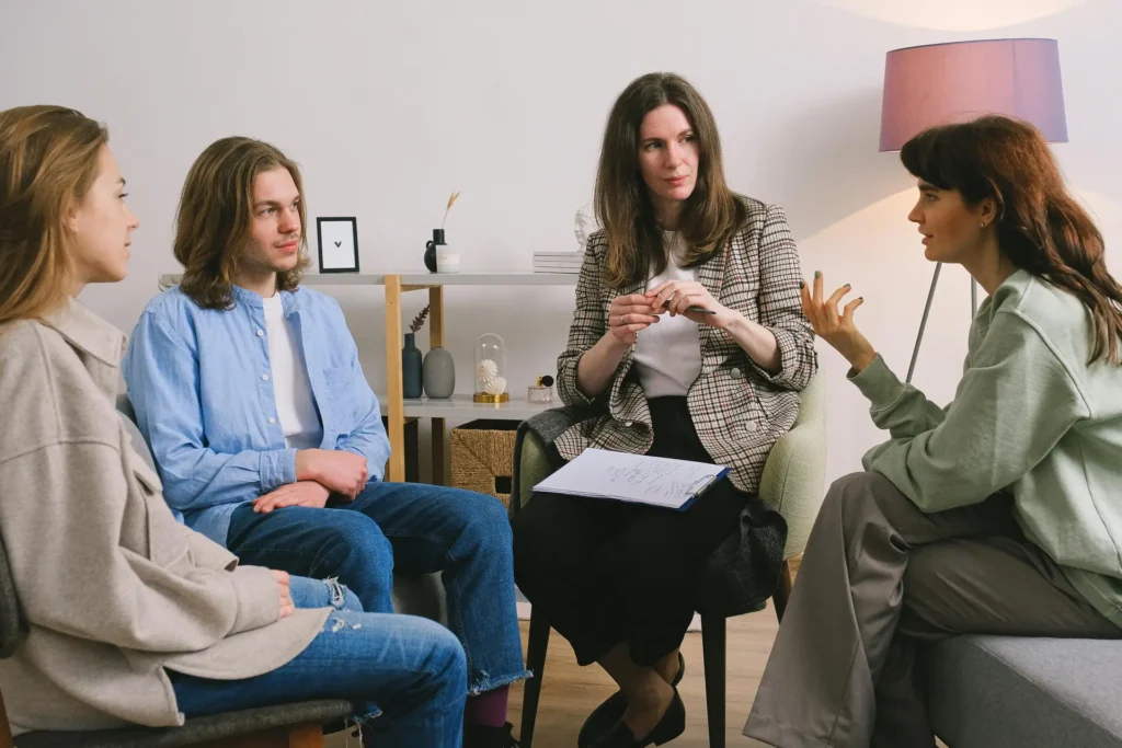 Staying in Contact with Volunteers using Text: 4 Tips